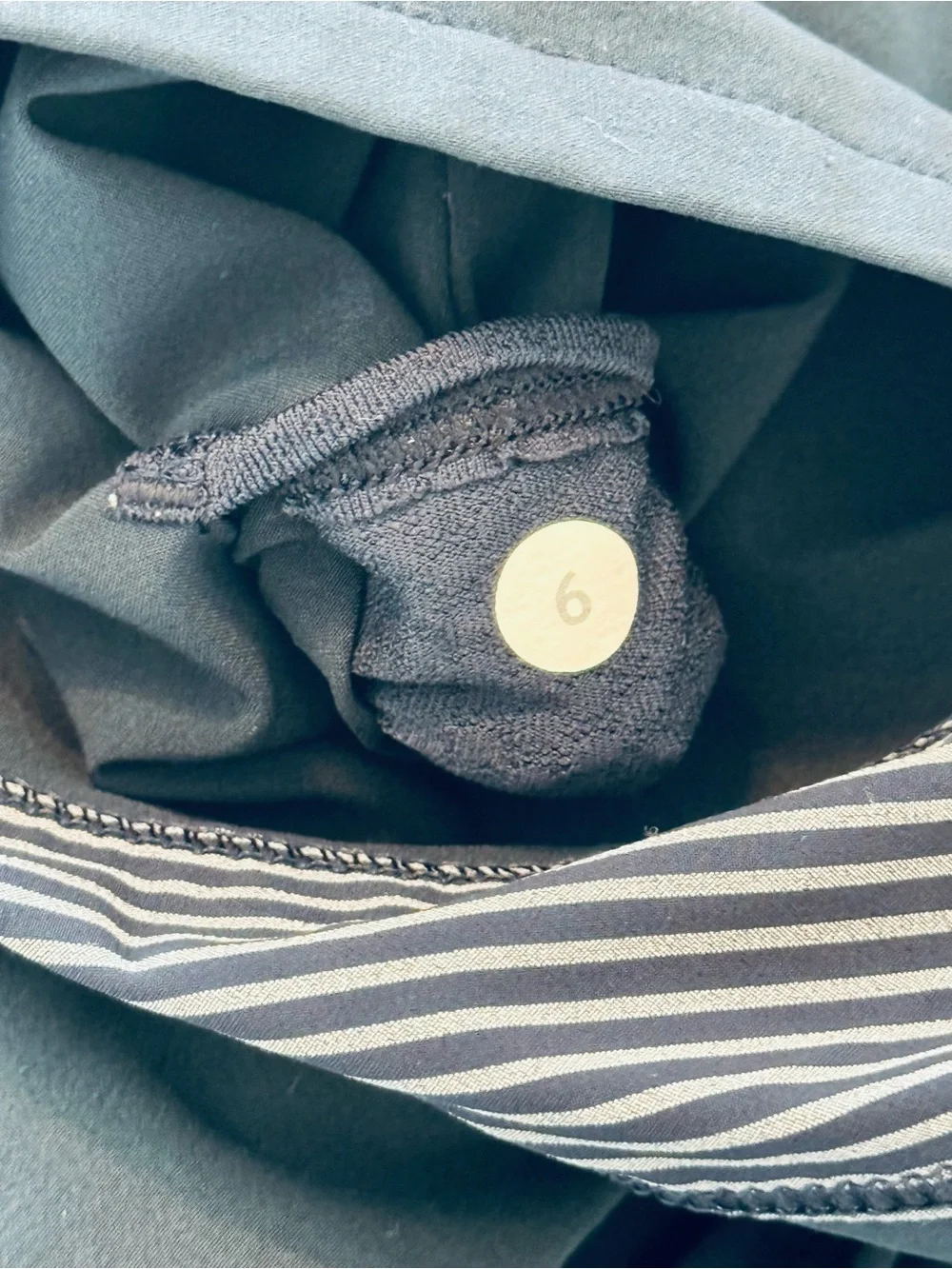 Lululemon Navy Blue Joggers With Striped Side Panels Size 6
